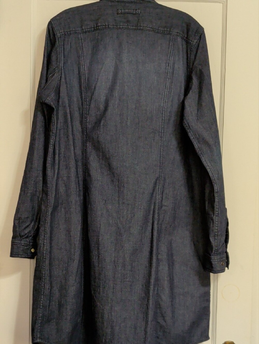 Duluth Trading Co Dark Blue Denim Button/Snap Down Women's Size Large Like New - Picture 5 of 5